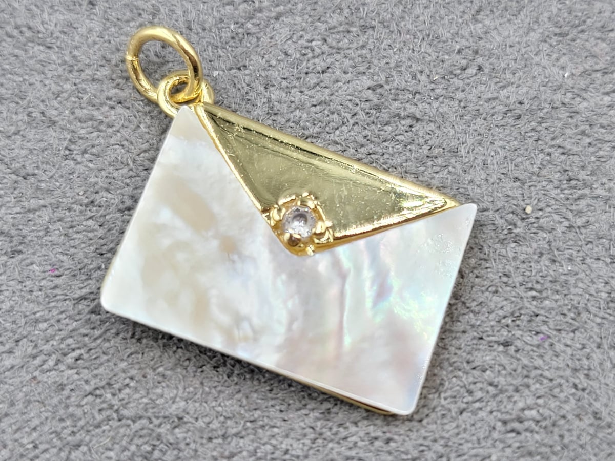 Підвіска 14*19 мм колір лимонне золото (гіпоалергений сплав)