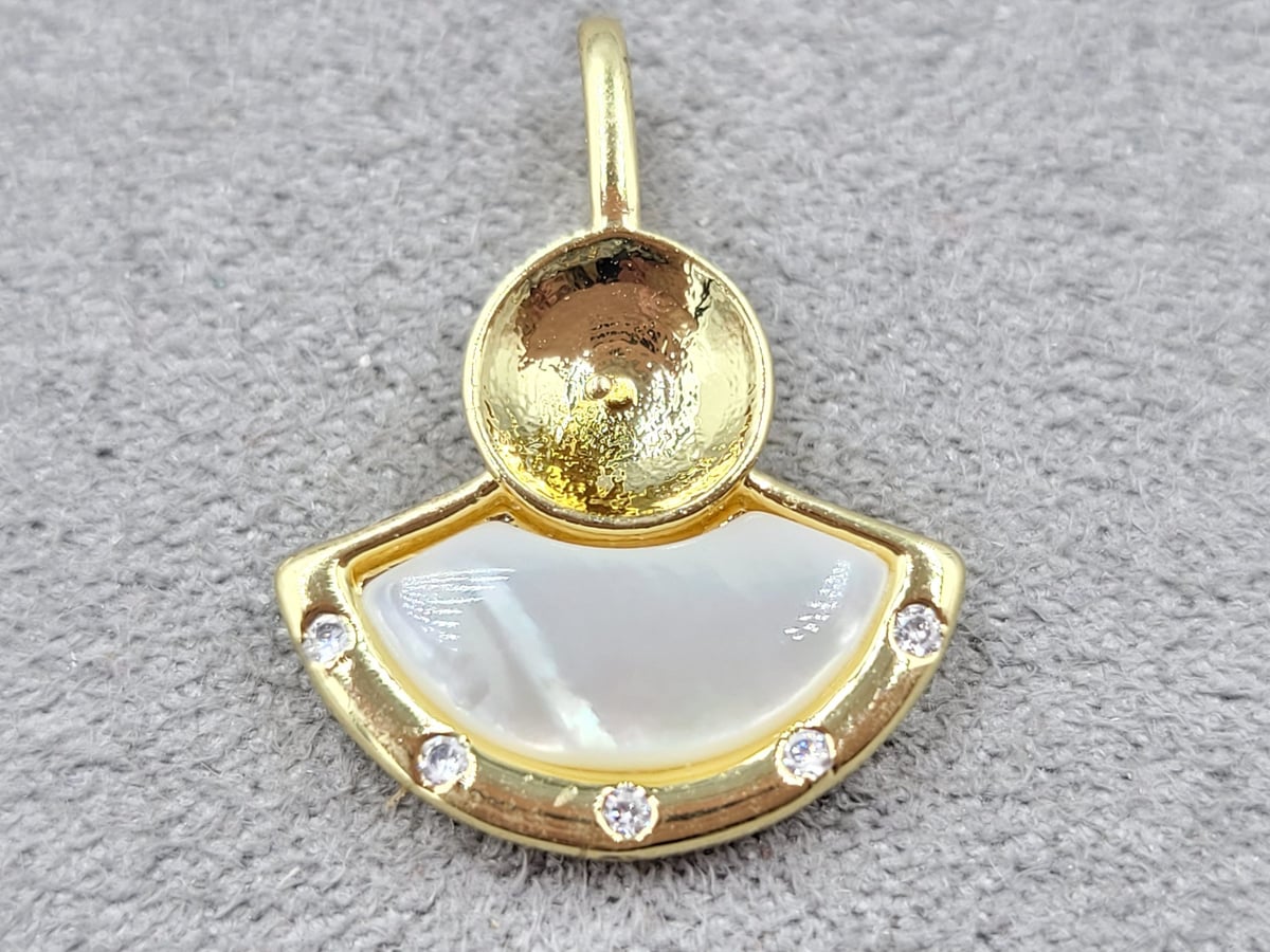 Підвіска 16*21 мм зі штіфтом колір лимонне золото (гіпоалергений сплав)