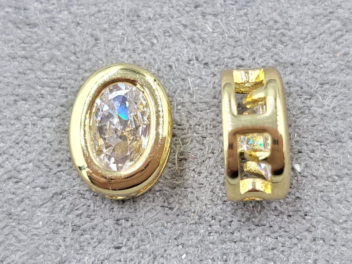 Бусина 7*9 мм т. 4 мм лимона з білим стразом (гіпоалергений сплав)