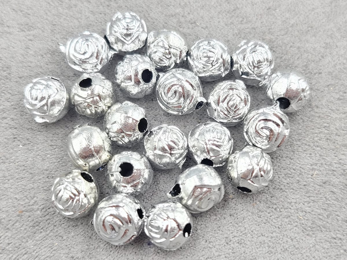 Бусина 8 мм пластикова 60 шт