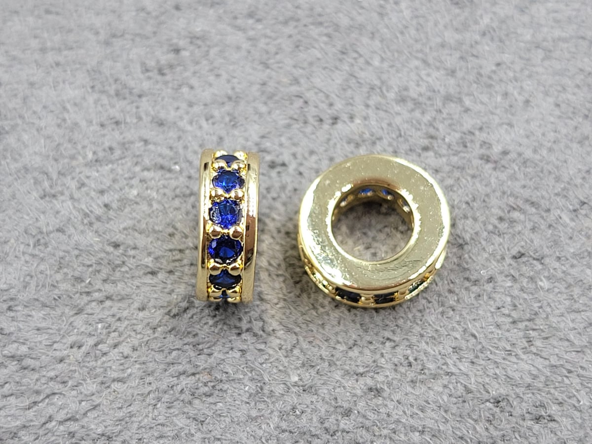 Рондель 3*7,5 мм отв. 4 мм з синіми фіанітами колір лимонне золото (гіпоалергений сплав)