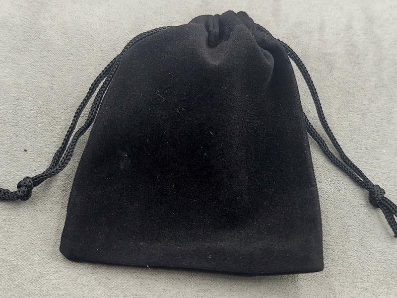 Мішечки бархатні 7*9 см 50 шт чорні