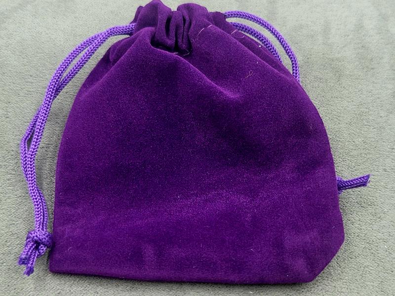 Мішечки бархатні 7*9 см 10 шт фіолетові