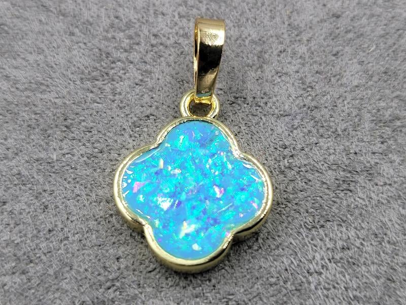 Підвіска конюшина 14*17 мм колір лимонне золото (гіпоалергений сплав)