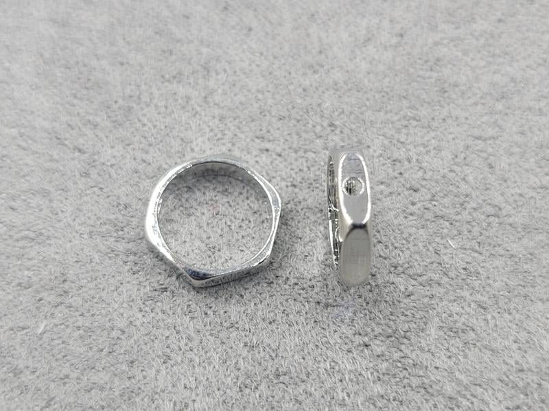 Бусина 10 мм т. 2,3 мм родій (гіпоалергений сплав)