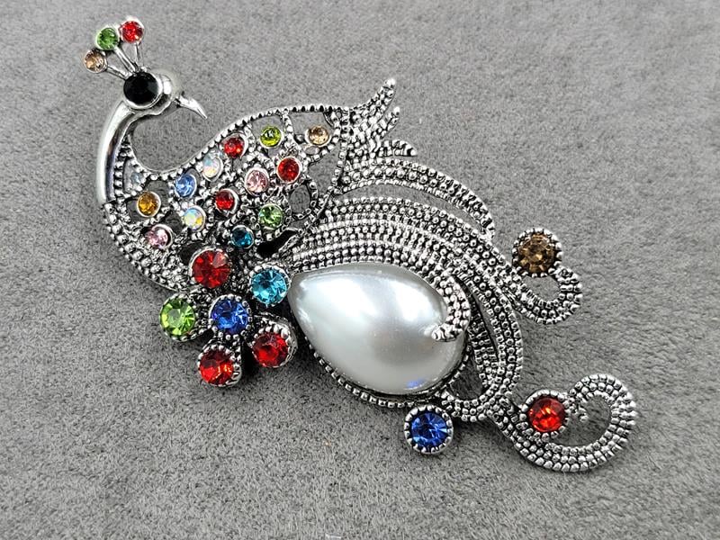 Брошка 3*6 см колір срібло