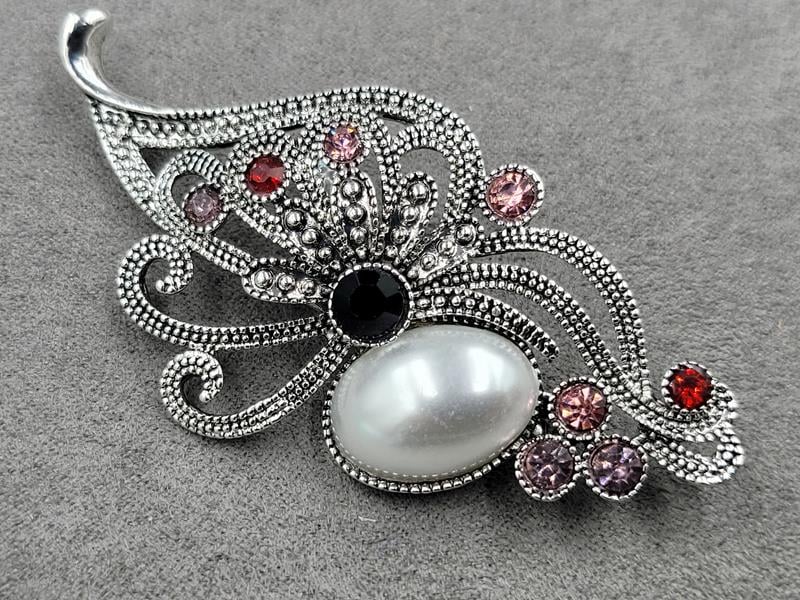 Брошка 4*7 см колір срібло