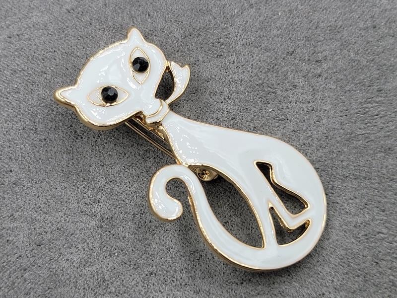 Брошка 2,5*5 см колір золото