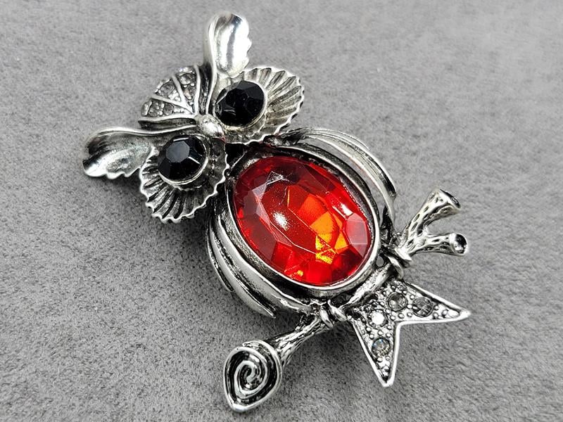 Брошка 4*5 см колір срібло