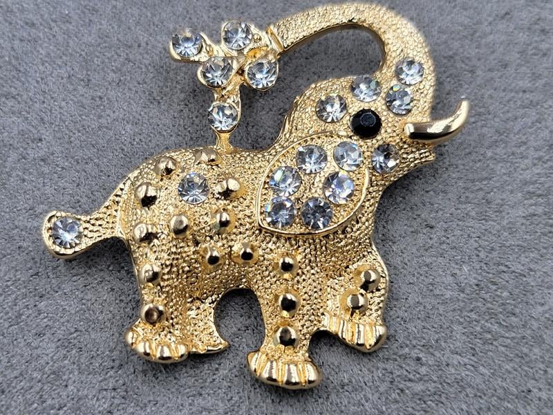 Брошка 4*4 см колір золото