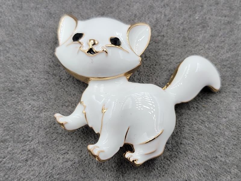 Брошка 3*4 см колір золото