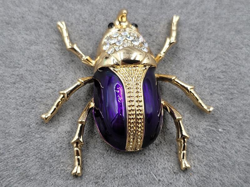 Брошка 4*4,5 см колір золото