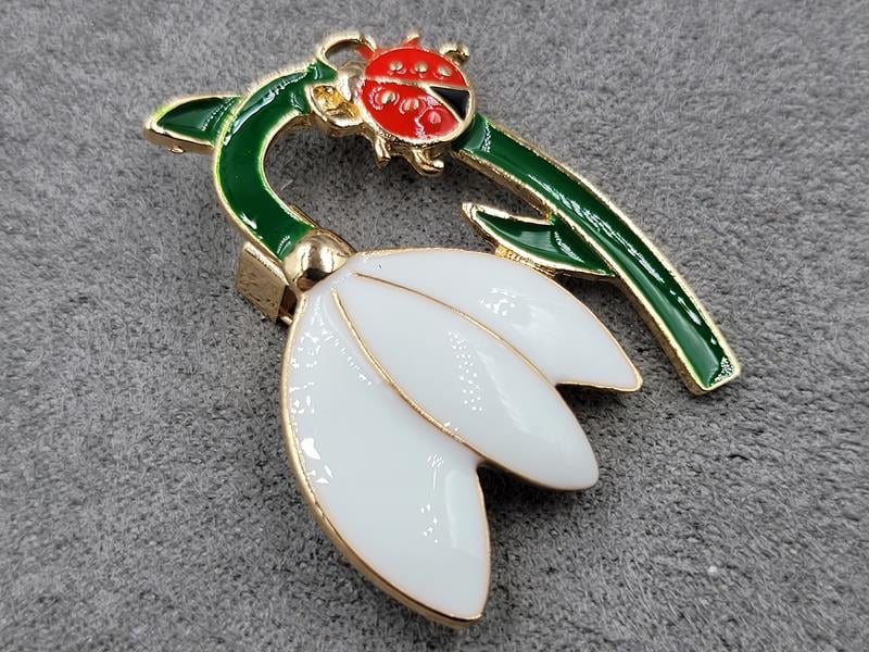 Брошка 2,5*3,5 см колір золото