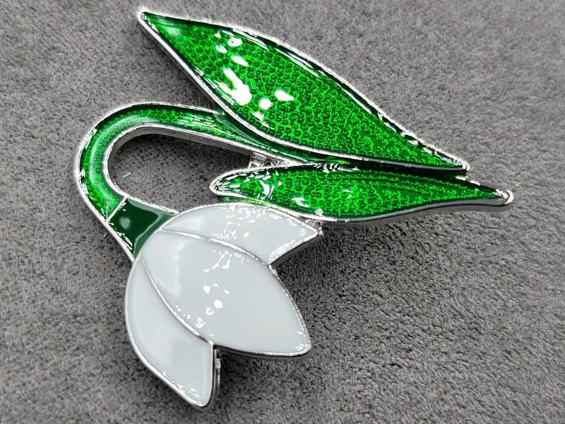 Брошка 3,5*4,5 см колір срібло