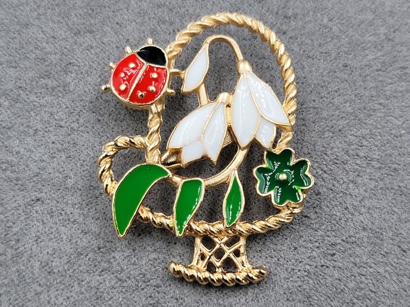 Брошка 3*4 см колір золото