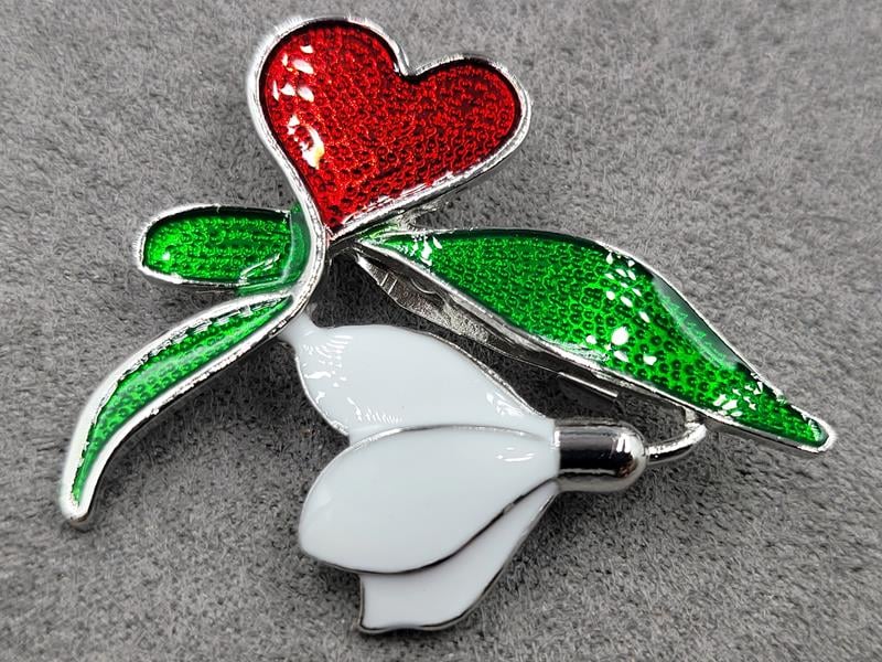 Брошка 3,5*4 см колір срібло