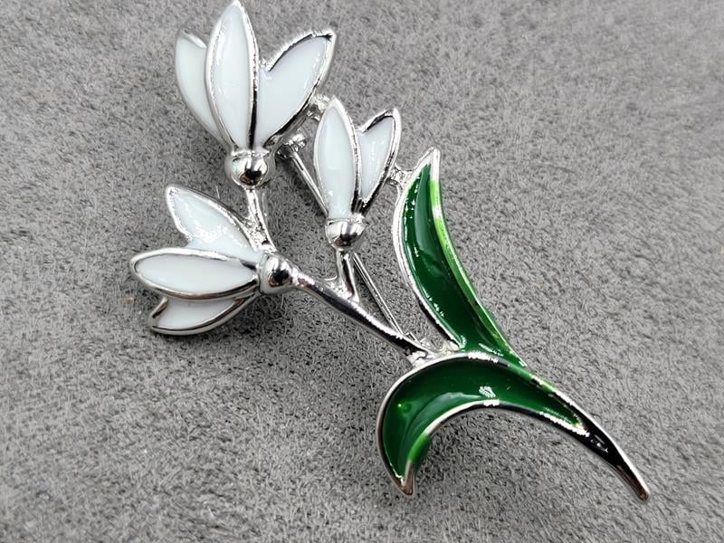 Брошка 2,5*5 см колір срібло