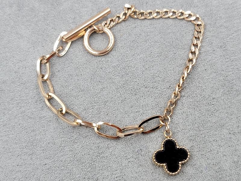 Браслет ширина 1+5 мм підвіска 13 мм довжина 20 см нержавіюча сталь