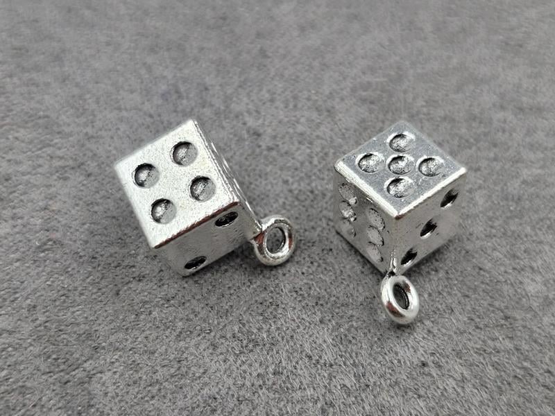 Підвіска 8 мм 6 штук металічна