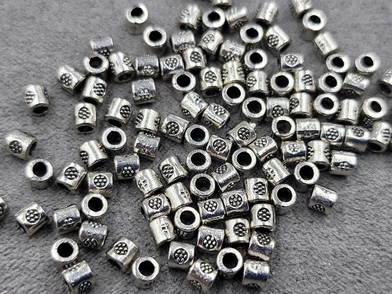 Бусина 3*3 мм 240 шт металічна