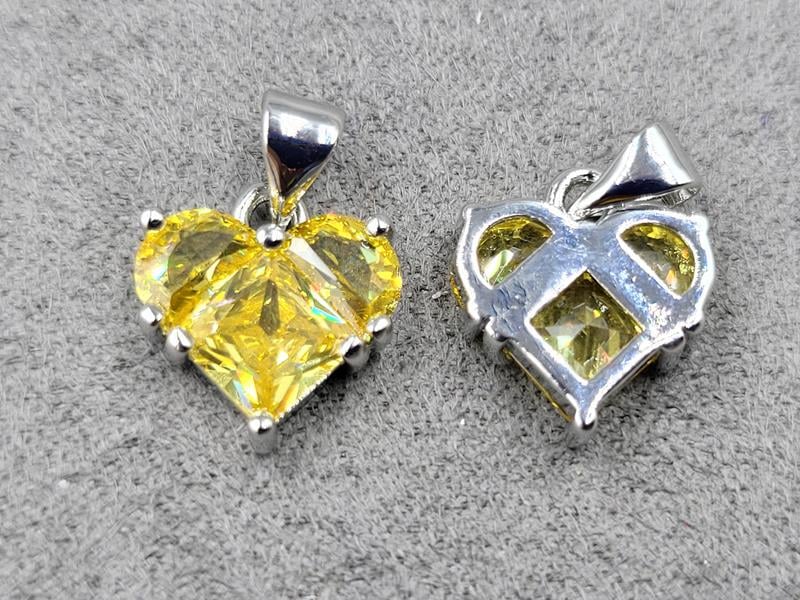 Підвіска серце жовте 12 мм колір сталь (гіпоалергений сплав)