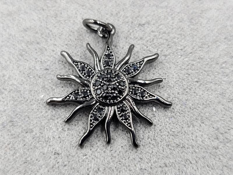 Підвіска 19 мм колір чорний з чорними стразами (гіпоалергений сплав)