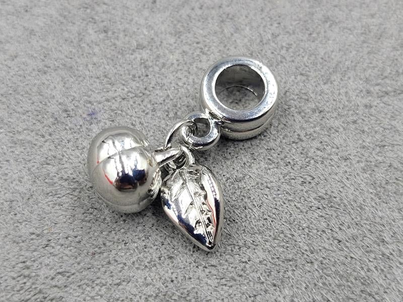 Бейл 5*8 мм з підвіскою *гарбуз* 7*8 мм + *листок* 6*9 мм колір сталь (гіпоалергений сплав)