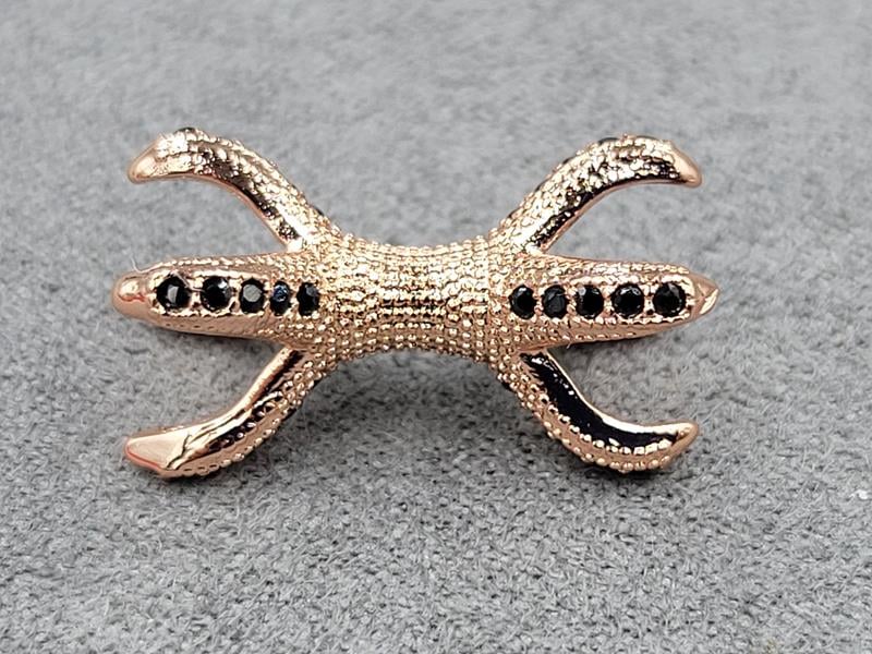 Бусина 10*21 мм колір рожеве золото з чорними стразами (гіпоалергений сплав)