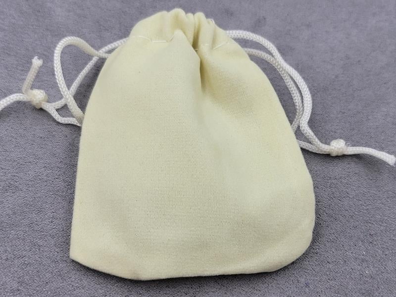 Мішечки бархатні 7*9 см 50 штук молочні