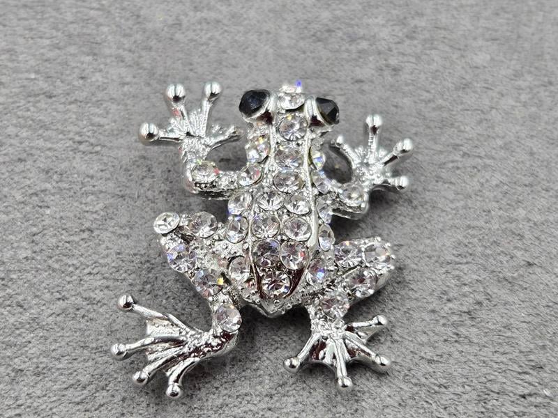 Брошка 26*32 мм