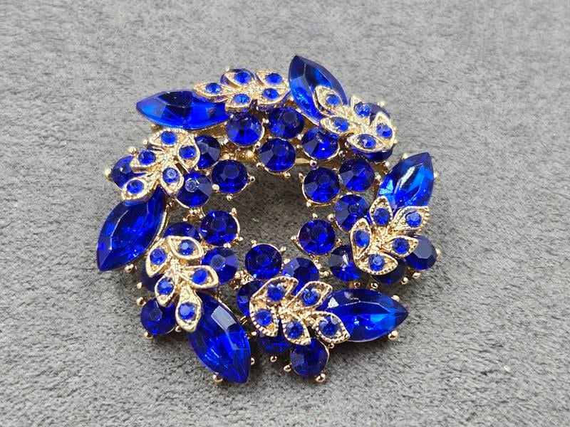 Брошка 34 мм