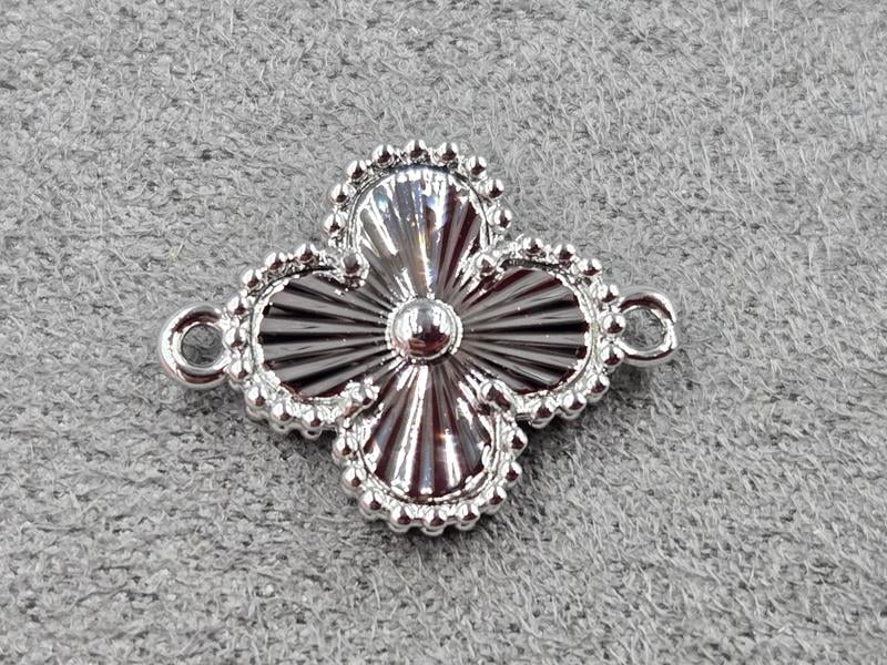 Конектор конюшина 15*20 мм колір сталь (гіпоалергений сплав)