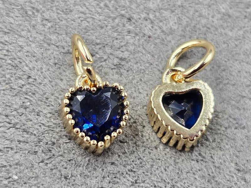 Підвіска 7*9 мм з синім стразом колір золото (гіпоалергений сплав)