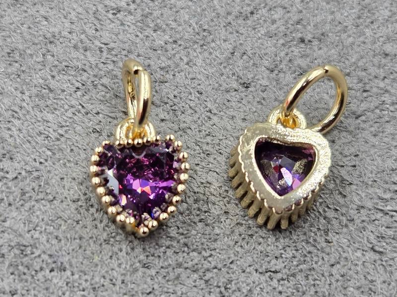 Підвіска 7*9 мм з аметистовим стразом колір золото (гіпоалергений сплав)