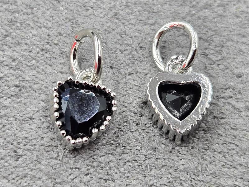 Підвіска 7*9 мм з чорним стразом колір сталь (гіпоалергений сплав)