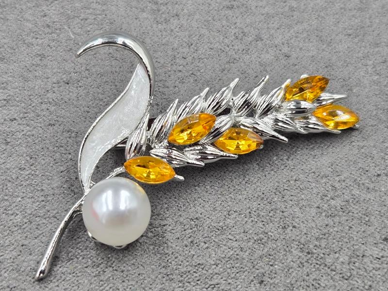 Брошка 5,5*3,5 см колір срібло