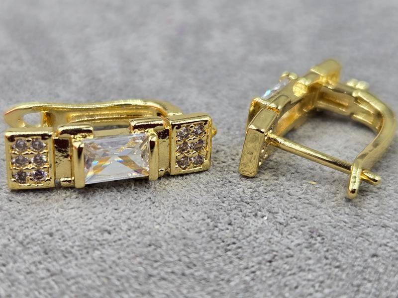 Швенза 6*18 мм колір лимонне золото (гіпоалергений сплав)