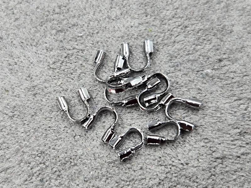 Протектори 4,5*1,2 мм 20 шт колір чорний (гіпоалергений сплав)