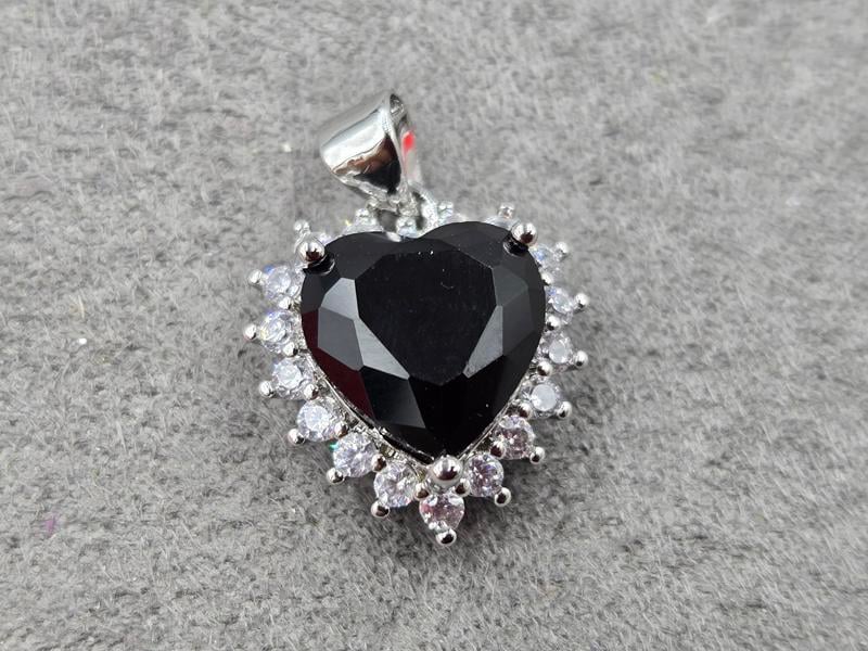 Підвіска чорне серце 15 мм колір сталь (гіпоалергений сплав)