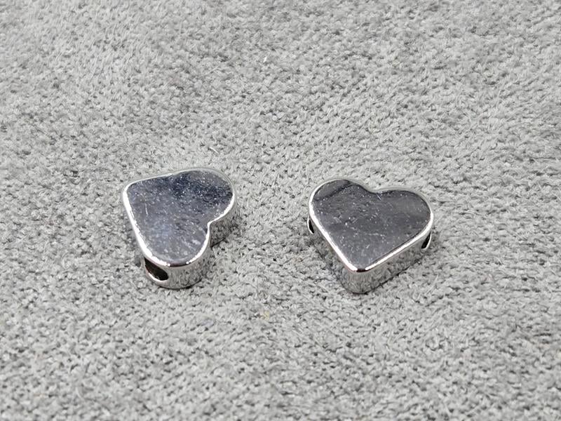 Бусина серце 8 мм колір сталь з поперечним отвором ( гіпоалергений сплав)
