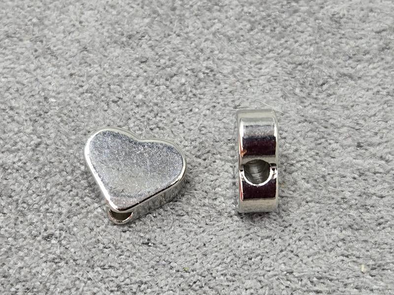 Бусина серце 8 мм колір сталь з поздовжнім отвором ( гіпоалергений сплав)
