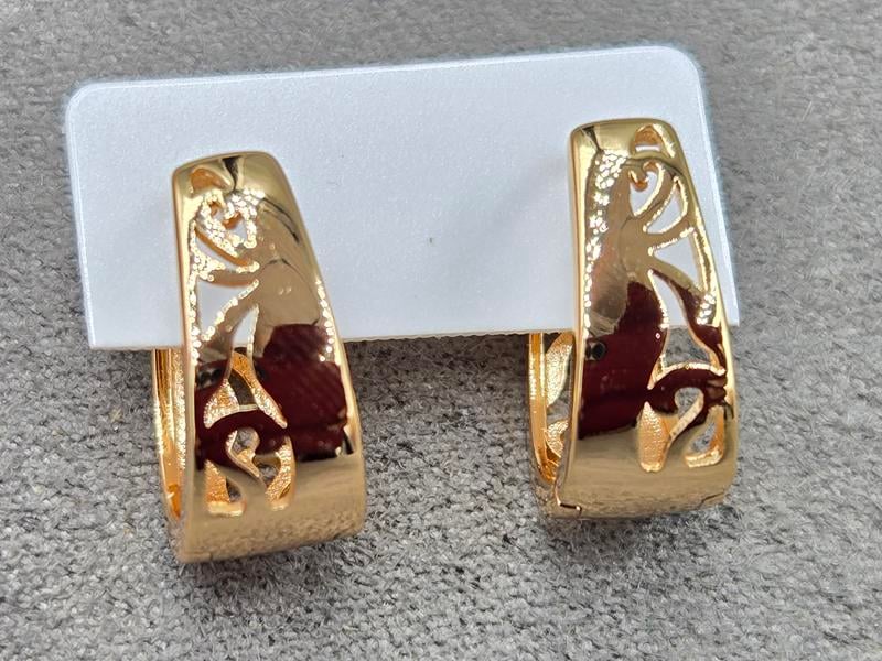 Сережки CM 7 мм висота 16 мм англійський замок колір 18к (мед.сплав)