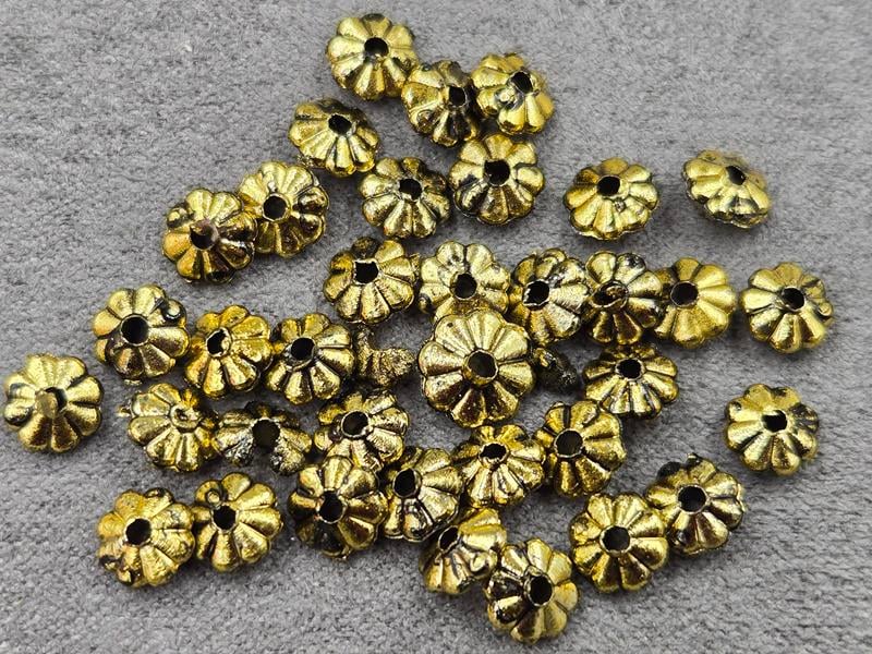 Бусина 6*3 мм 320 шт пластикова