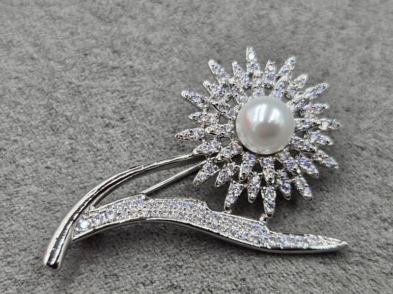 Брошка Xuping 22*42 мм колір срібло (мед. сплав)