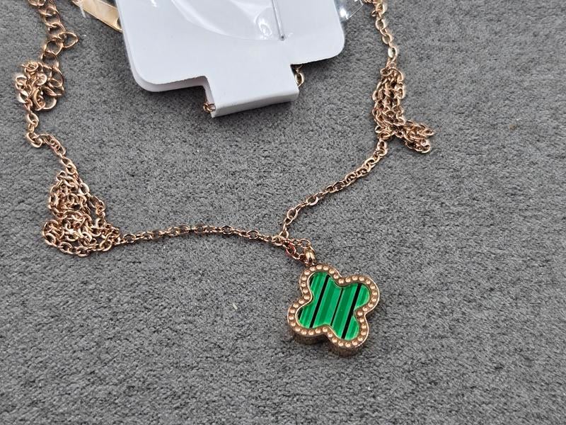 Кулон двобічний чорний+зелений 13 мм на ланцюжку 41+5 см нержавіюча сталь