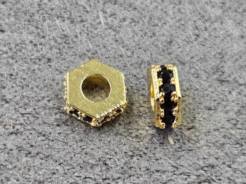 Рондель 6*2 мм колір лимонне золото з чорними фіанітами ( гіпоалергений сплав)