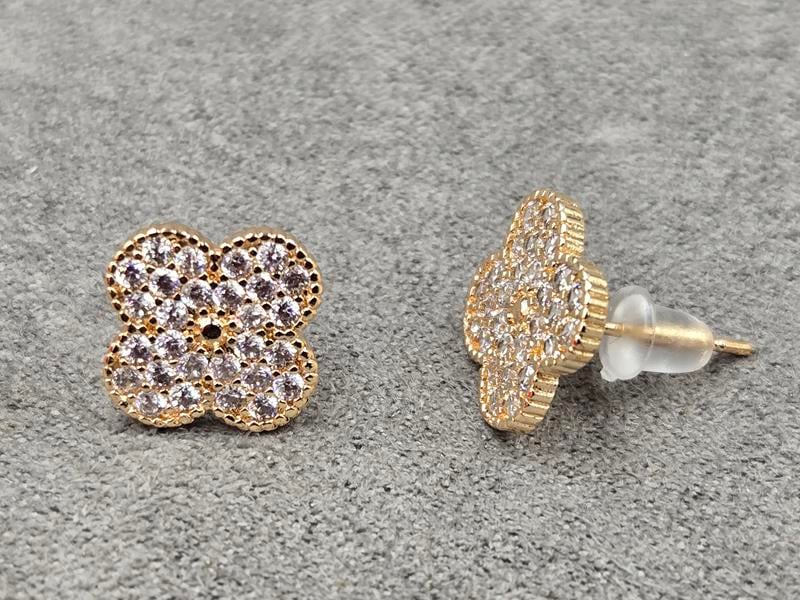 Гвоздики конюшина 12 мм мед сплав