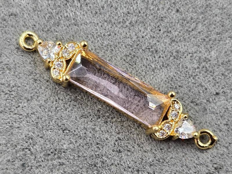 Конектор 7*32 мм з рожевим стразом колір золото (гіпоалергений сплав)