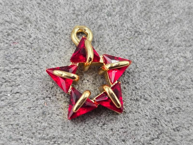 Підвіска 12*14 мм з червоними стразами колір золото (гіпоалергений сплав)