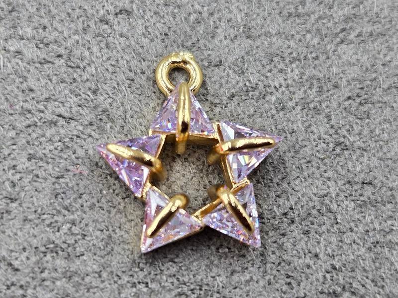 Підвіска 12*14 мм з бузковими стразами колір золото (гіпоалергений сплав)